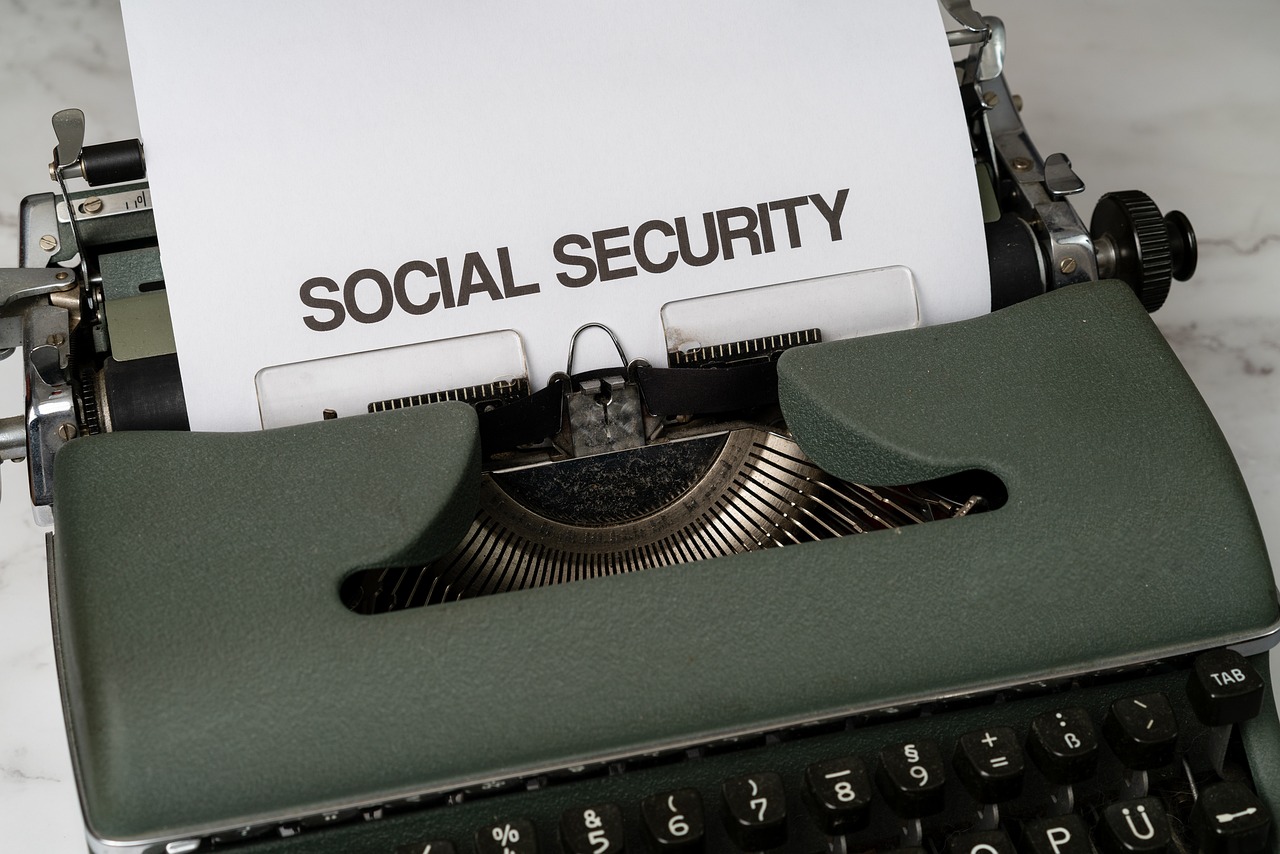 How to Make Your Social Media Accounts Hacker Proof?